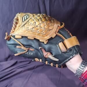 MIZUNO MPR 1153 - 11 1/2” Baseball Glove Left handed